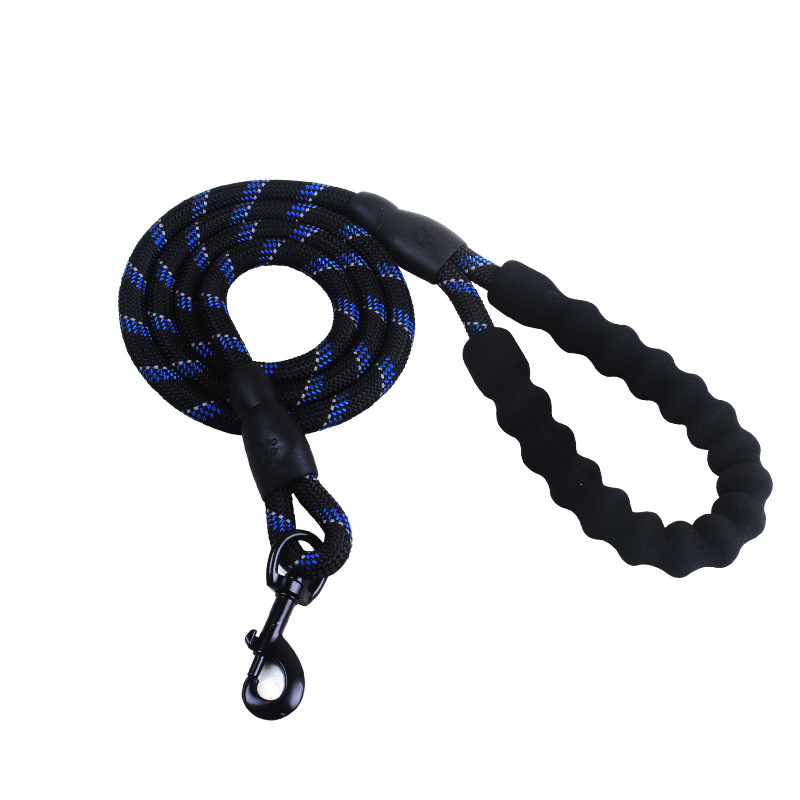 "Reflective Nylon Dog Leash for All Sizes" - Image 10